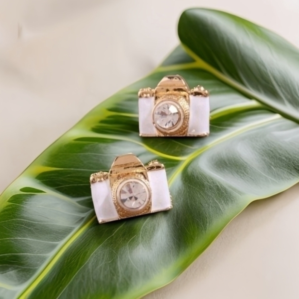 BETSEY JOHNSON ENAMEL CAMERA EARRINGS 1